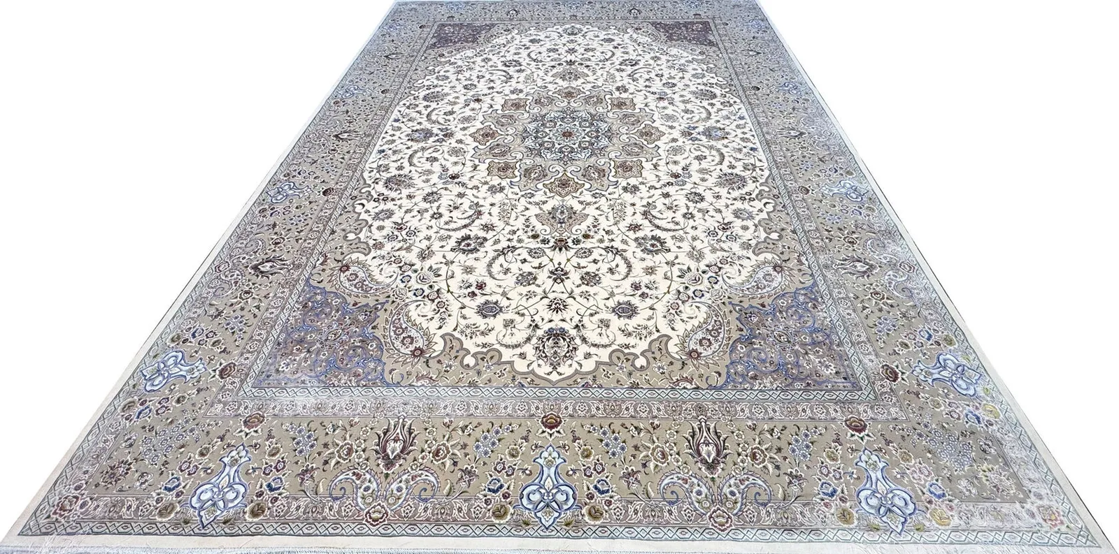 Ковер машинной работы Isfahan Culture