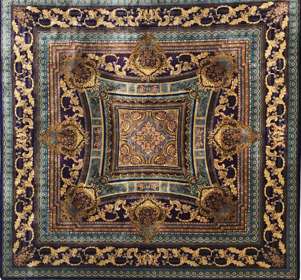 Ковер машинной работы Gold Monogram