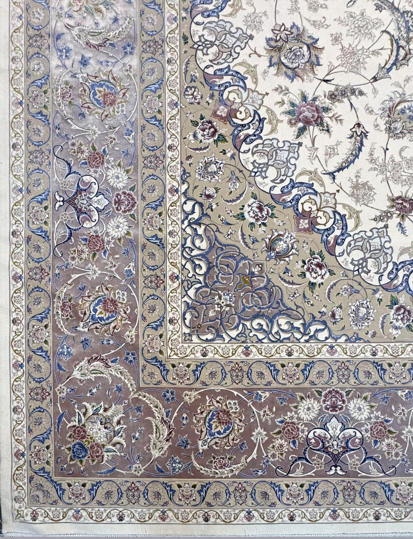 Ковер машинной работы Isfahan Culture