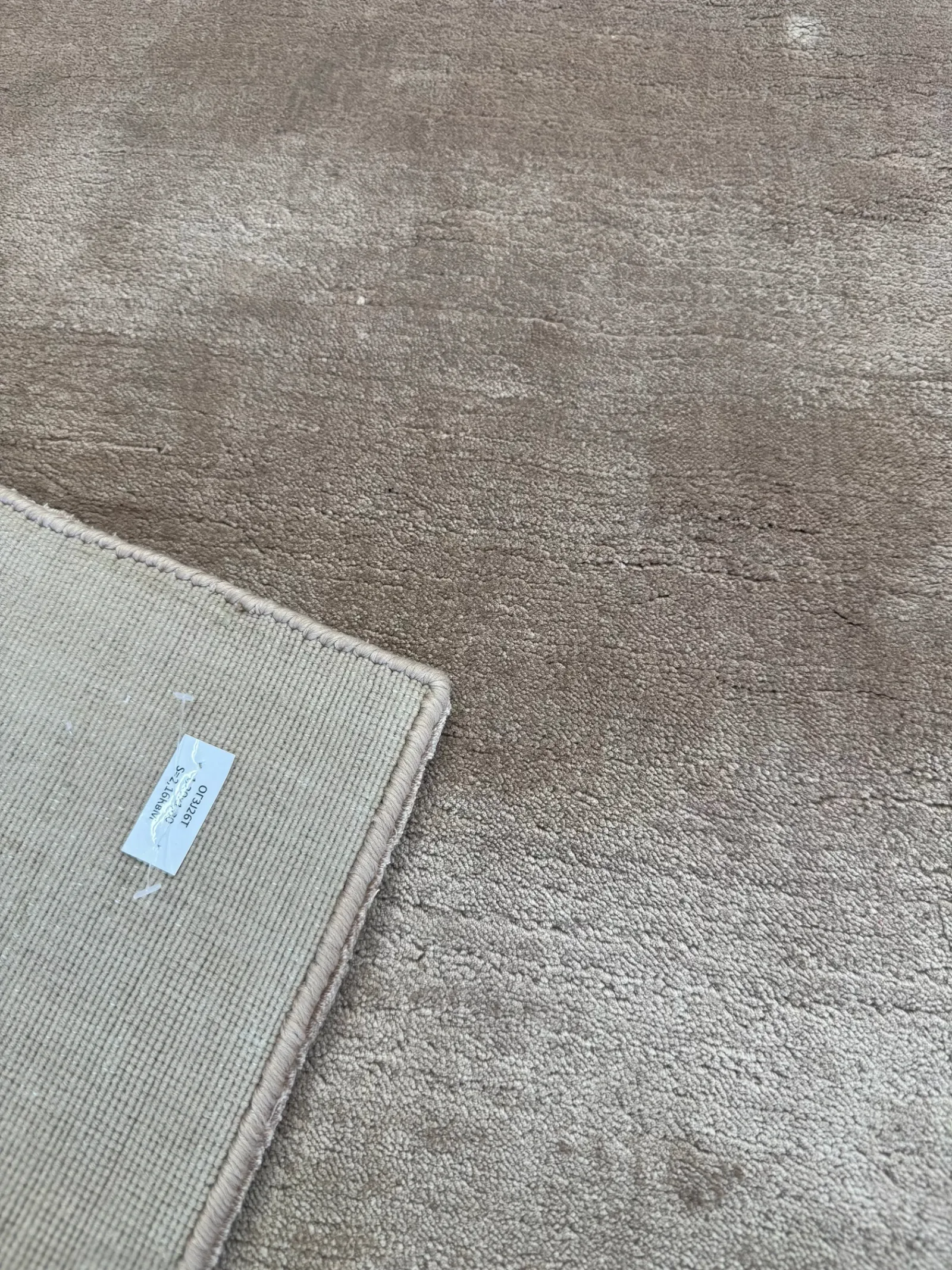 Ковер ручной работы Camel Tencel