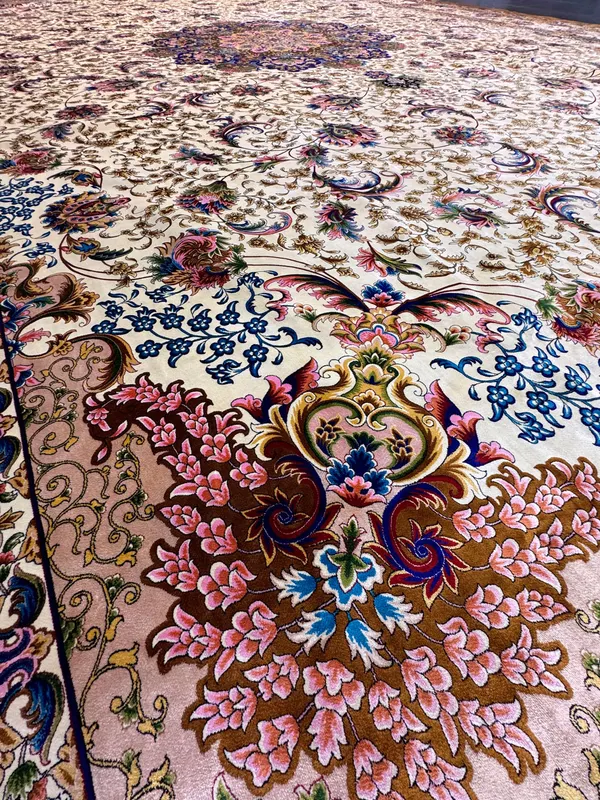 Ковер машинной работы Isfahan Treasure