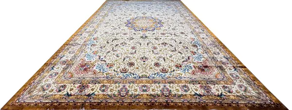 Ковер машинной работы Isfahan Treasure