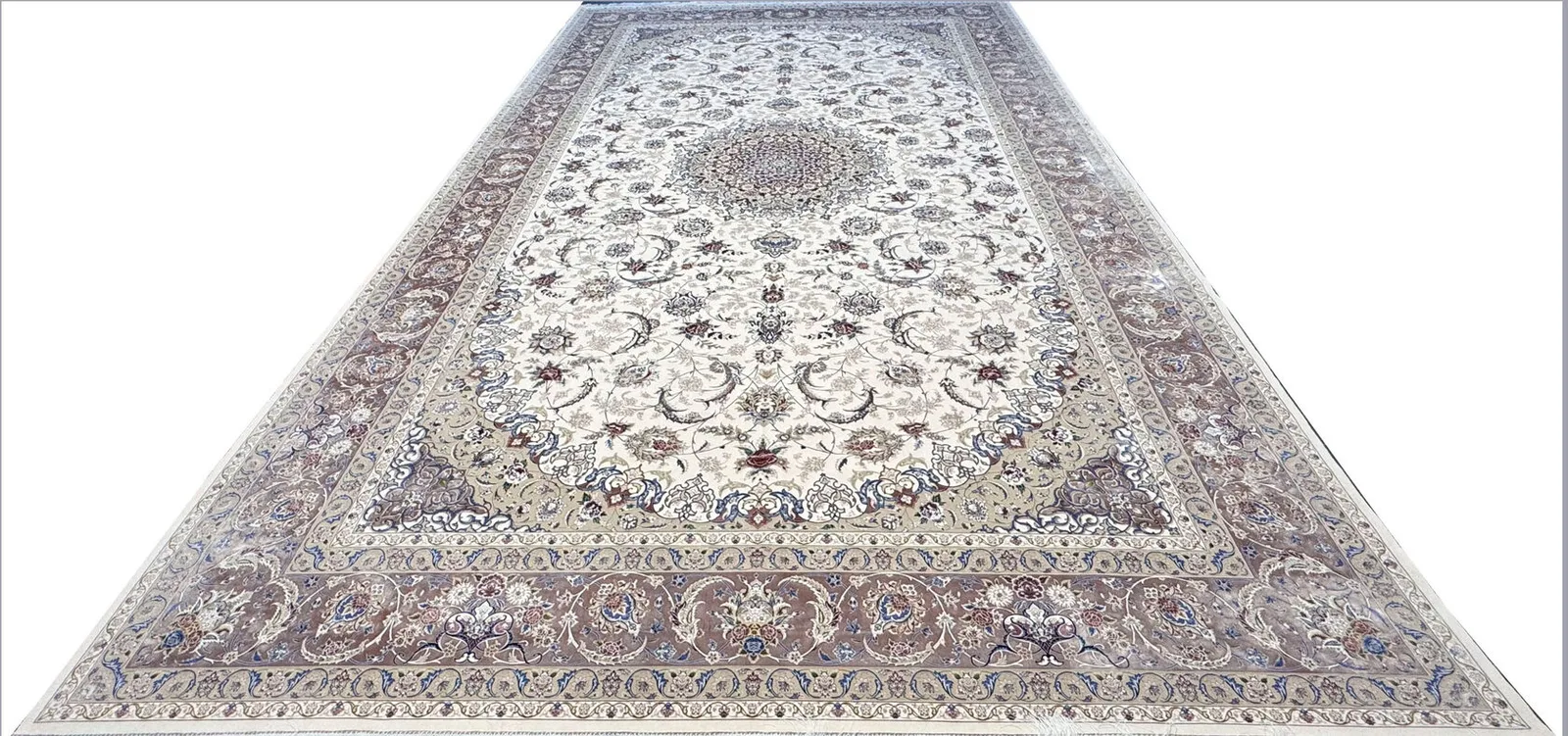 Ковер машинной работы Isfahan Culture