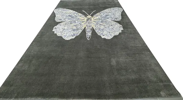 Ковер ручной работы Midnight Butterfly