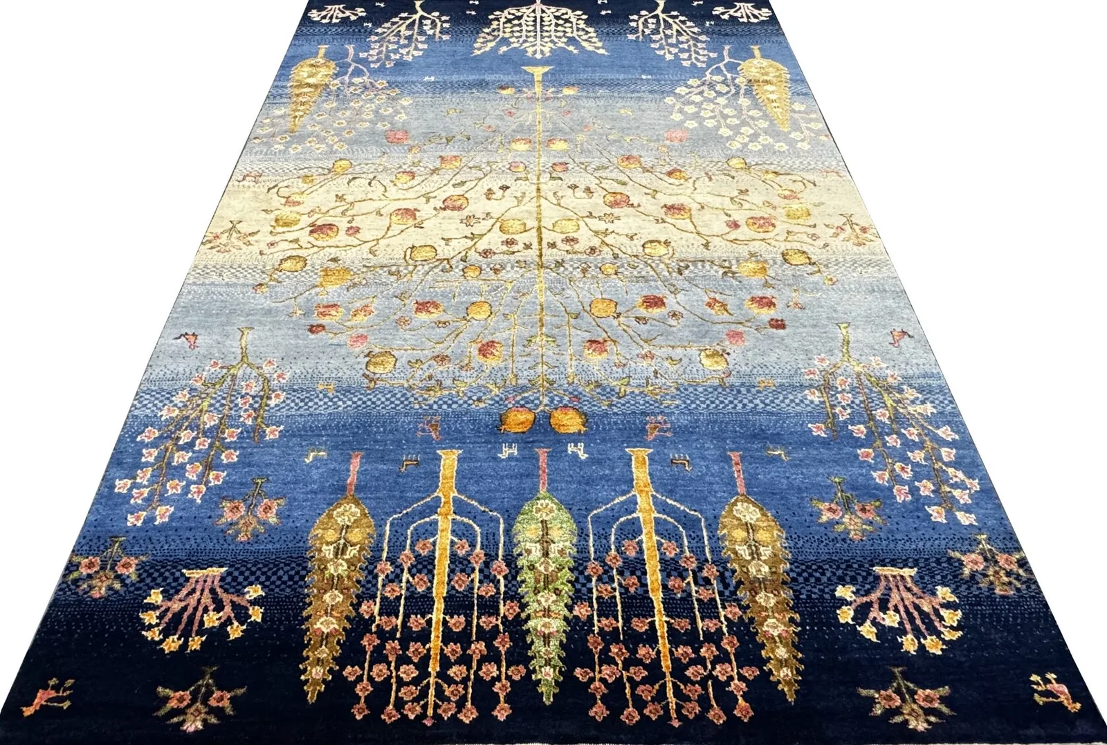 Ковер ручной работы Tree of Life Embrace