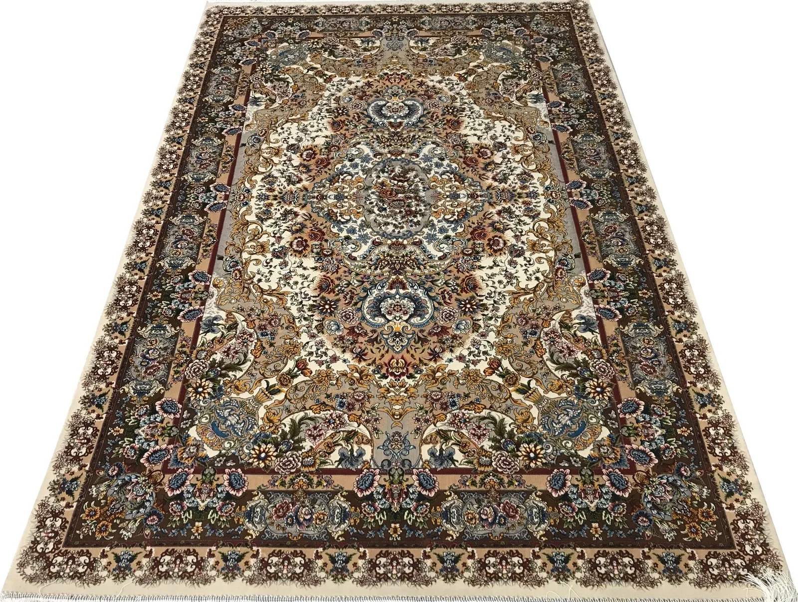 Ковер машинной работы QOM