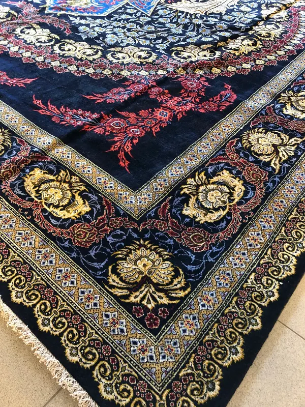 Ковер ручной работы Кум
