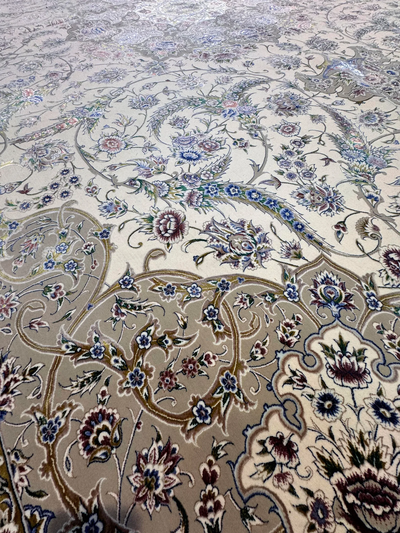 Ковер машинной работы Isfahan Culture