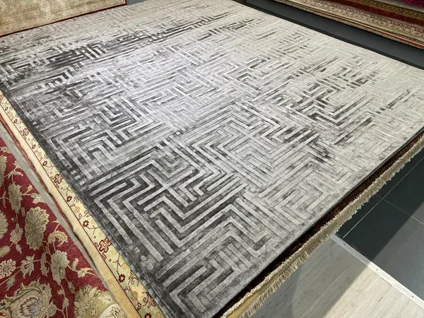 Ковер ручной работы Viscose Geometry