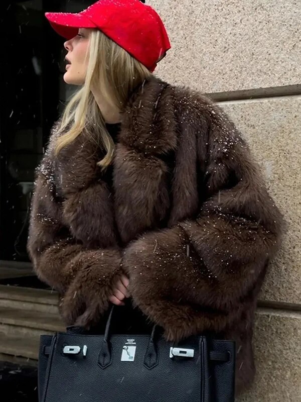 Oversized faux fur coat, short eco-fur coat, Almiche