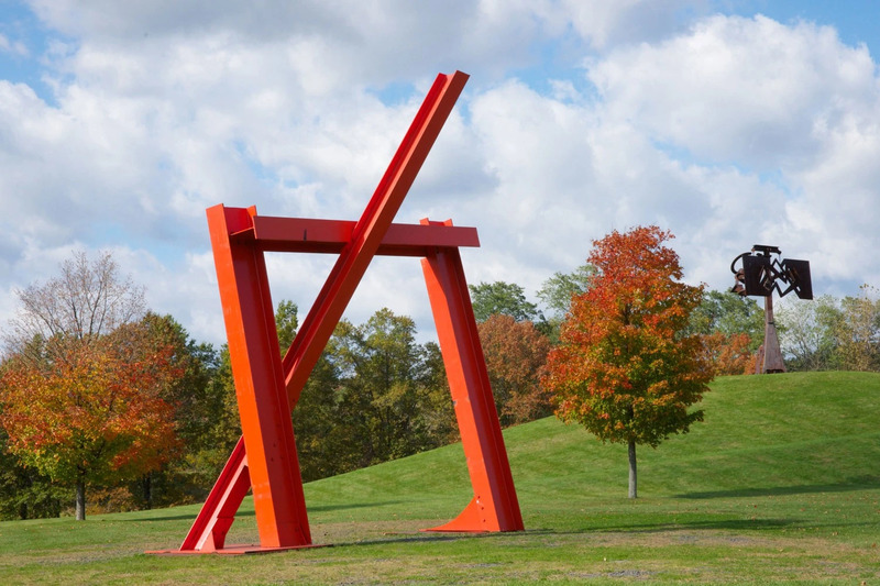 A view of the Spacetime exhibition by Mark di Suvero in Todi, Italy. Photo by Marco Anelli.