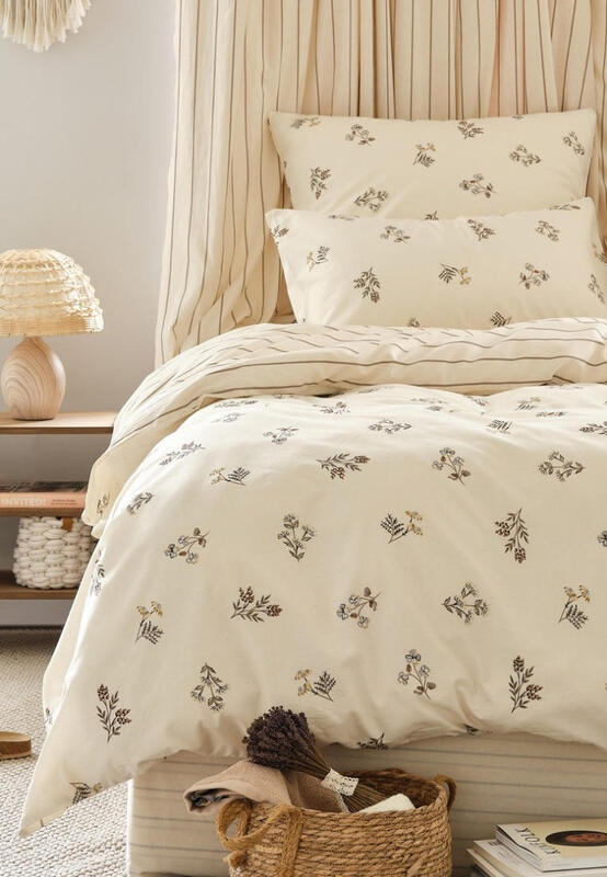 Euro bed linen The night is tender, color: beige, MP002XU09C26 — buy in the Lamoda online store