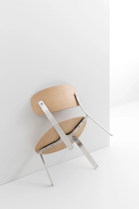 Springback Lounge chair designed by Keiji Ashizawa for Cruso in 2018.