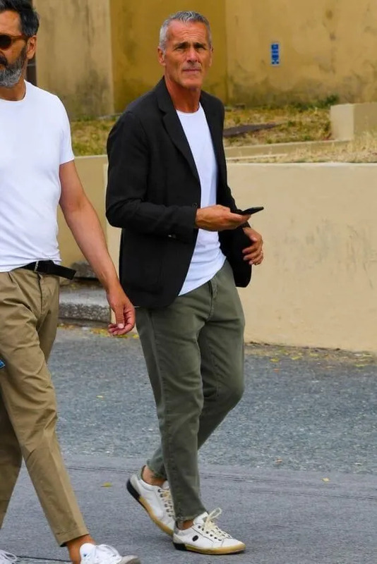 23 sugestões de looks para homens acima dos 50 anos | Blog da Mari Calegari Бізнес Стиль Кежуал, Бекхем, Мужской Кэжуал, Мужская Зимняя Мода, Кэжуал Для Мужчин, Летние Мужские Наряды, Модные Мальчики, Мужской Городской Стиль, Тактическая Одежда