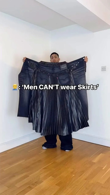 MEN CANT WEAR SKIRTS?! ⁉️❓Or can they What do you guys think of the fit?! Issa W or L?! Outfit details: Jeans @_ _heavencanwait_ Skirt @junyawatanabe Tank @genesys1.0 Hoodie @love.hurts #skirts #stylingskirts #streetstyle #baggyjeans #baggypants #...