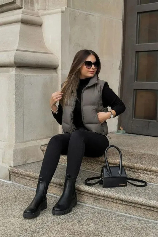 Looking for trendy fall outfits for women? Here are 36 cute fall outfit ideas and autumn outfits to rock this season. These include casual fall outfits, comfy & cozy outfits, fall brunch outfits, fall date night outfits, fall work outfits, and morning...