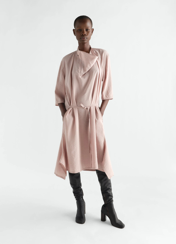 SOFT-COLLAR DRESS IN DRY SILK