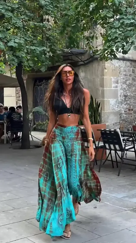 Hawaii Outfit Ideas Вдохновляющие Женщины, Летние Образы, Летние Стили, Модный Показ, Повседневный Стиль, Кэжуал Наряды, Этническая Мода, Фасон Платья, Богемний Стиль