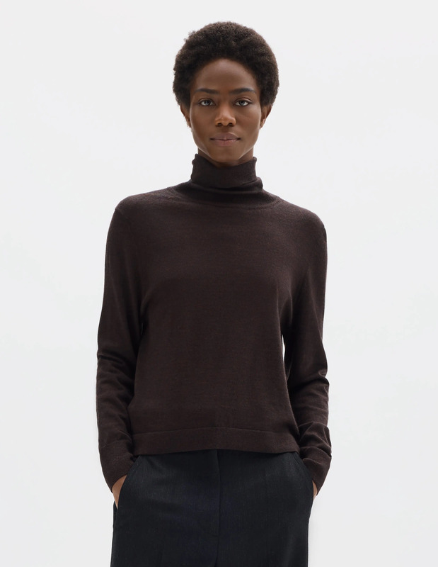 FINE GAUGE ROLL NECK TOP | MERINO WOOL | DARK BROWN