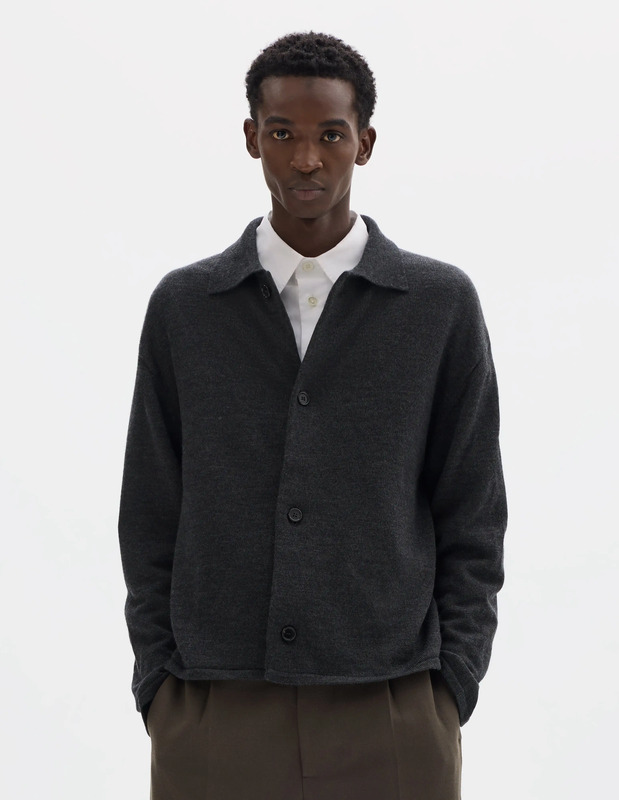 COLLARED CARDIGAN | JAPANESE SPUN MERINO | CHARCOAL
