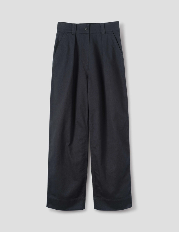 MHL. SIMPLE PLEAT TROUSERS | SOFT COTTON DRILL | INK