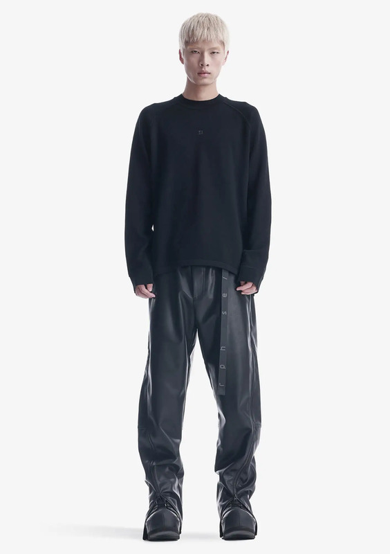 Sweater HASSIUM with round neck Sm39