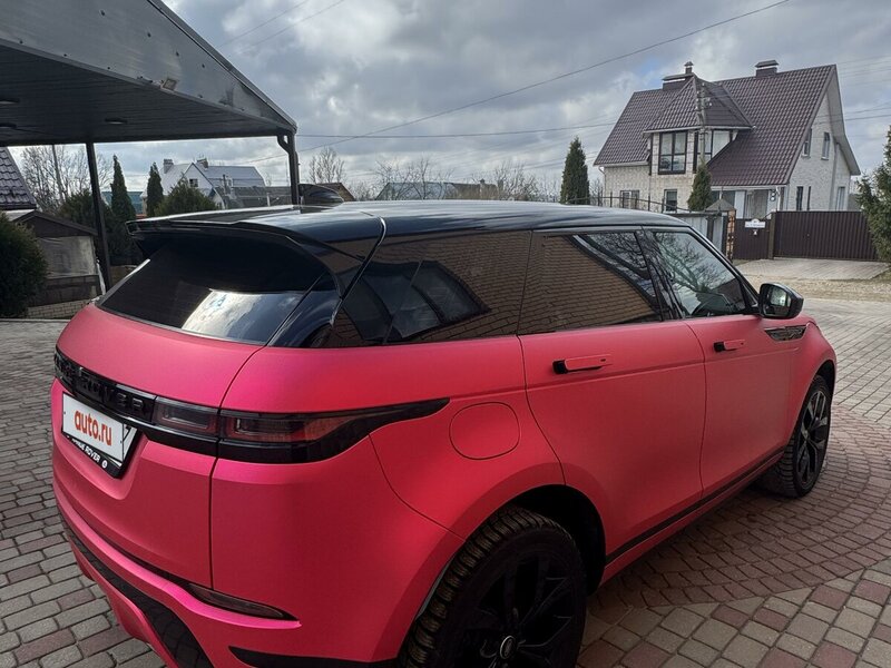 Смотрите, какая машина: Land Rover Range Rover Evoque II 2020 года за 3 800 000 рублей на Авто.ру!