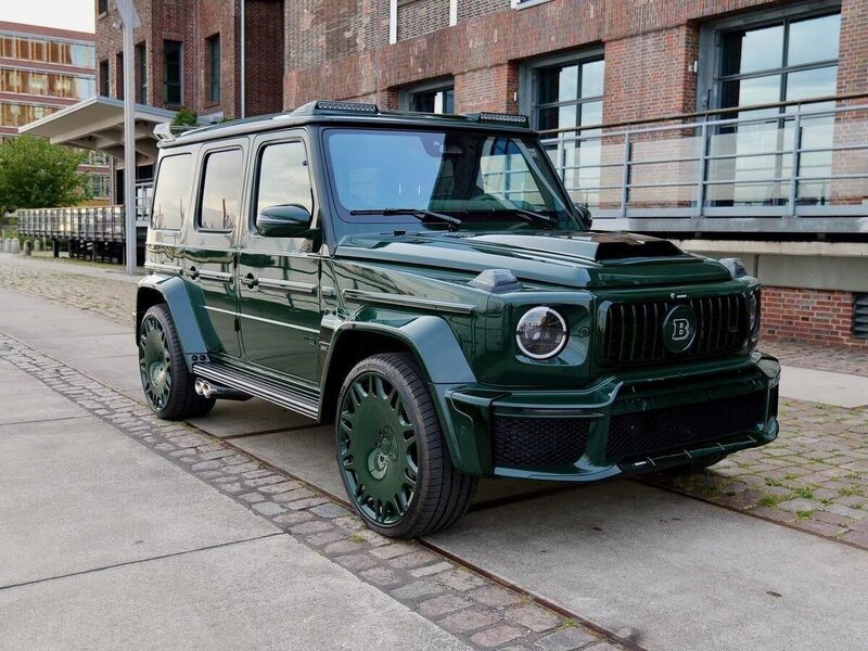 Смотрите, какая машина: новый Mercedes-Benz G-Класс AMG II (W465) Рестайлинг Brabus 800 2025 года за 81 900 000 рублей на Авто.ру!