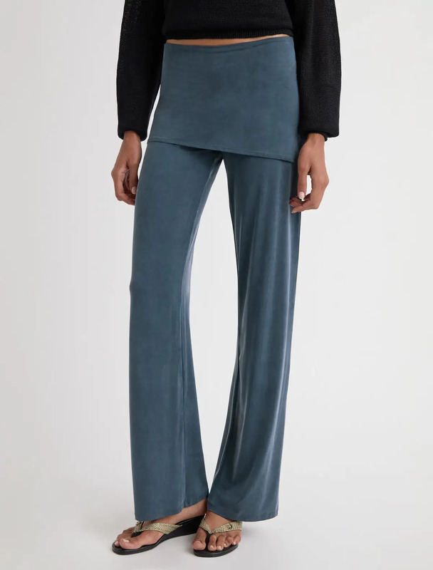 no 1093 / Alexia