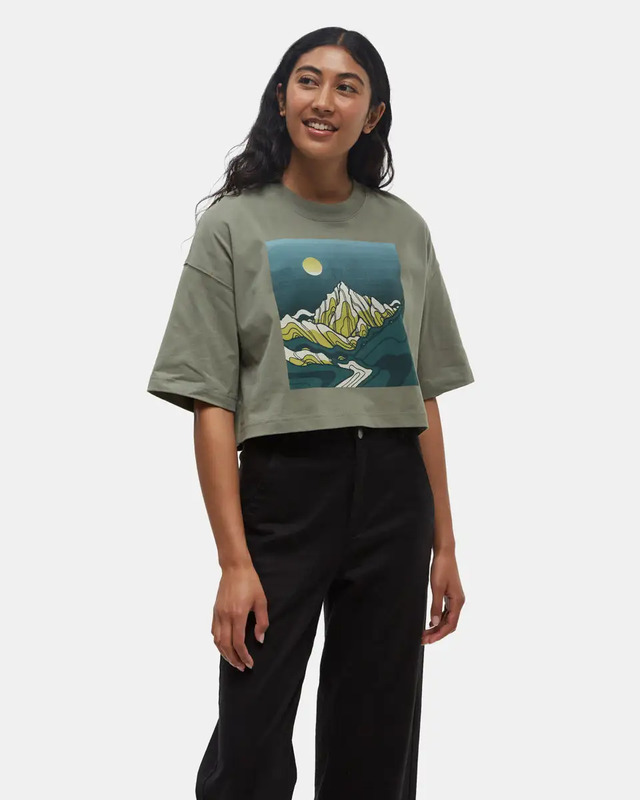 Emerald Edge Oversized Crop T-Shirt