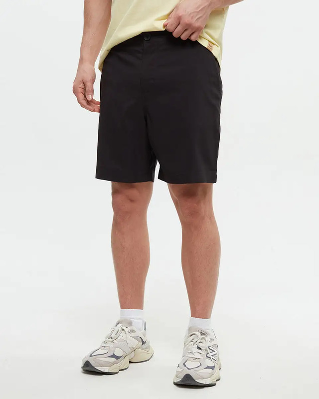 Henson Short