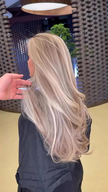 #SaçKesimi #Haircut #CoupeDeCheveux #CorteDePelo #TaglioDiCapelli #Haarschnitt #Стрижка (#Strizhka) #ヘアカット (#HeaKatto) #ヘアカット (#HeaKatto) #헤어컷 (#HeeoKeot) #قص_الشعر (#Qas_AlShaar) #KelebekKesim #ButterflyCut #CorteMariposa #CoupePapillon #TaglioFarfalla #SchmetterlingsHaarschnitt #СтрижкаБабочка (#StrizhkaBabochka) #तितलीकट (#TitliCut) #مدل_پروانه (#ModelParvane) #버터플라이컷 (#BeoteopeullaiKeot) #バタフライカット (#BatafuraiKatto) #PerdeKahkül #CurtainBangs #FlequilloDeCortina #FrangeRideau #FrangiaATenda #VorhangPony #ЧелкаЗанавеска (#ChelkaZanaveska) #परदाबैंग्स (#PardaBangs) #چتری_پرده_ای (#ChatriPardeyi) #カーテンバング (#KātenBangu) #커튼뱅 (#KeoteunBaeng)