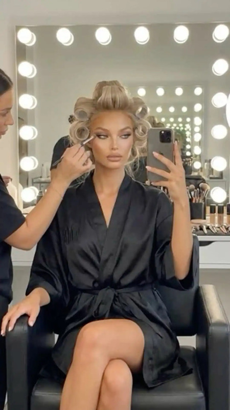 💄 Glam Prep Moment – ​​Beauty Studio Aesthetic