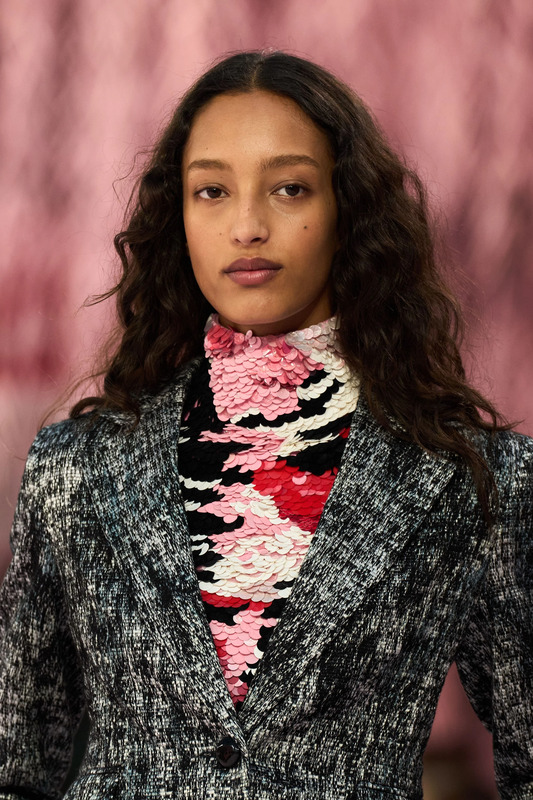 A look from the Chanel Spring 2017 Couture collection.