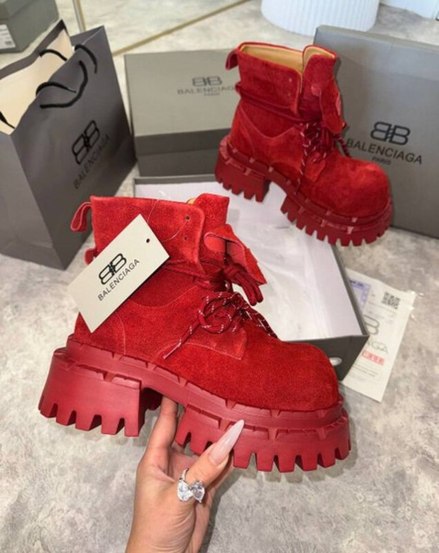 Ботинки Женский, Мужской Balenciaga красный, размер 38 Демисезон R (средняя) Шнурки Стандартный средний (до 9 см) Аппликация купить c доставкой на OZON по низкой цене (2865638920)