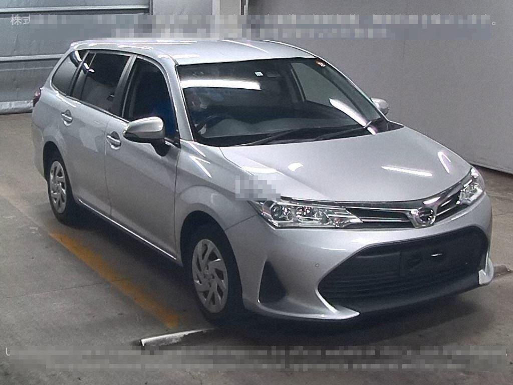 toyota corolla fielder 2018