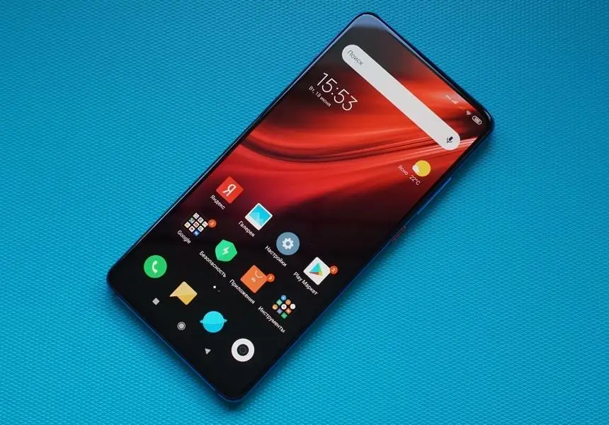 У Xiaomi Mi 9T экран и правда безрамочный