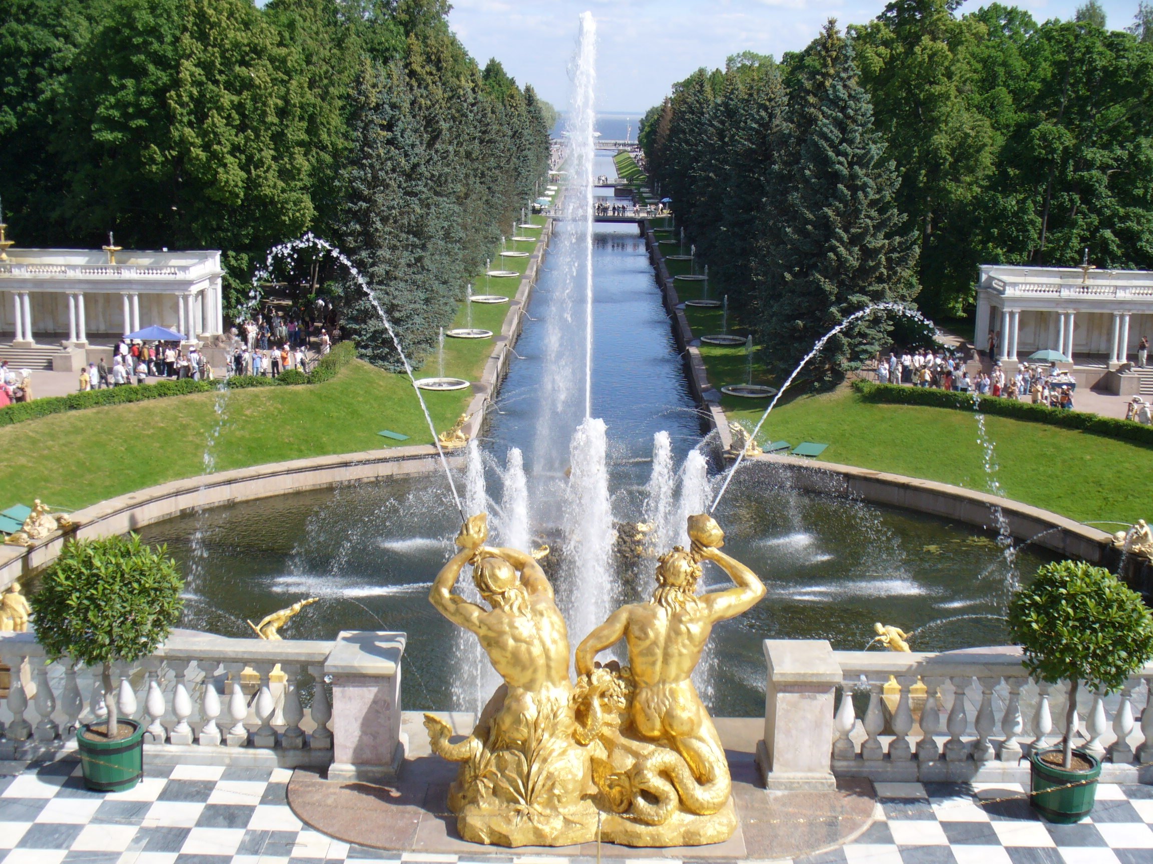Катер в Петергоф (фонтаны)