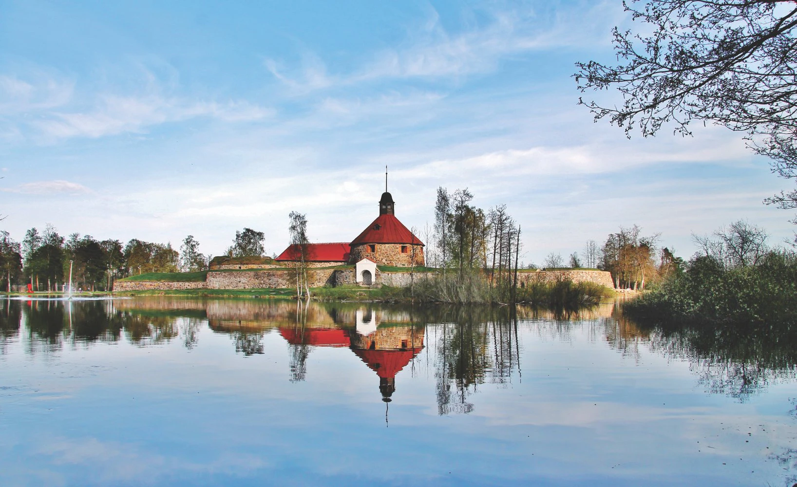 Приозерск в Ленинградской области: Путеводитель по достопримечательностям и отдыху