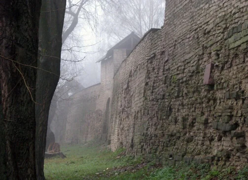 Стены Кремля