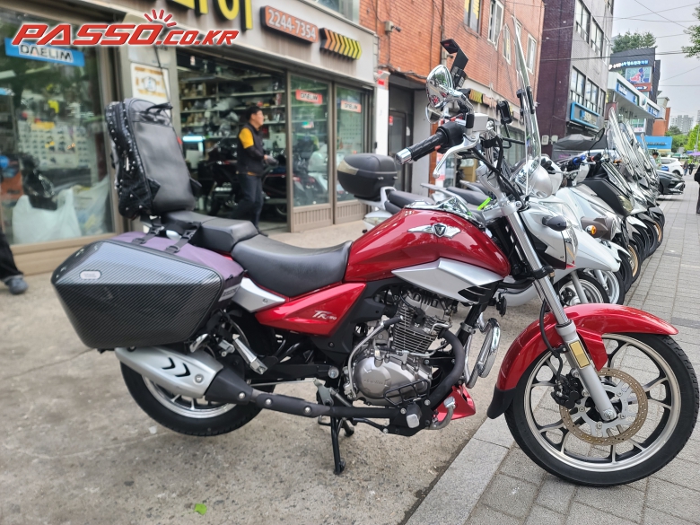 DNA Motors/Daelim TR 150