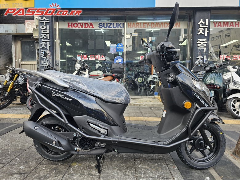 DNA Motors/Daelim VX 125