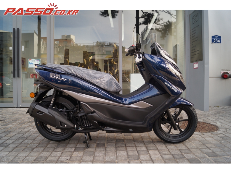 DNA Motors/Daelim UHR 125
