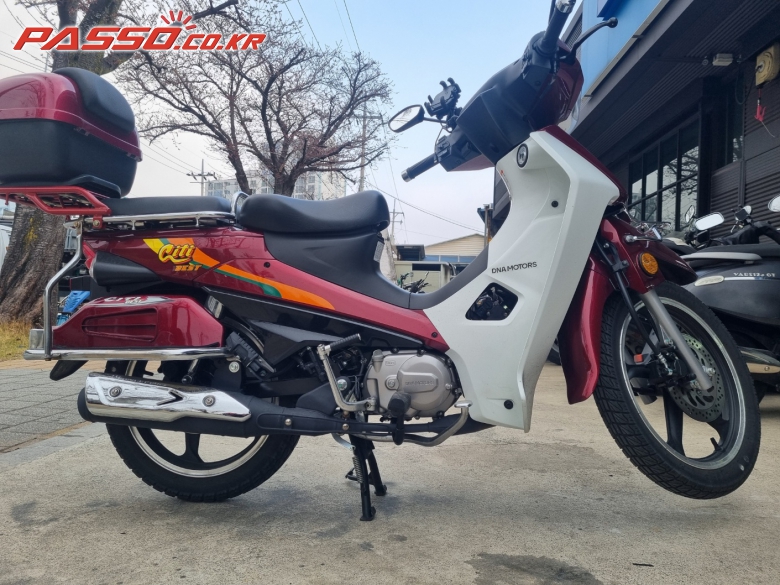 DNA Motors/Daelim CB 115