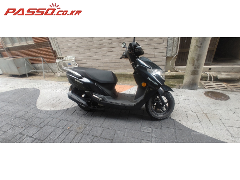 DNA Motors/Daelim VA 125