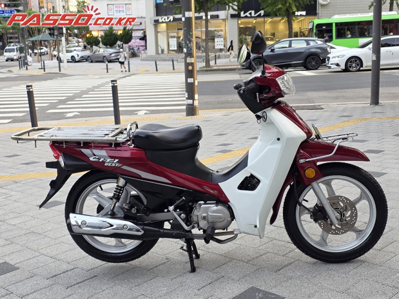 DNA Motors/Daelim CB 115