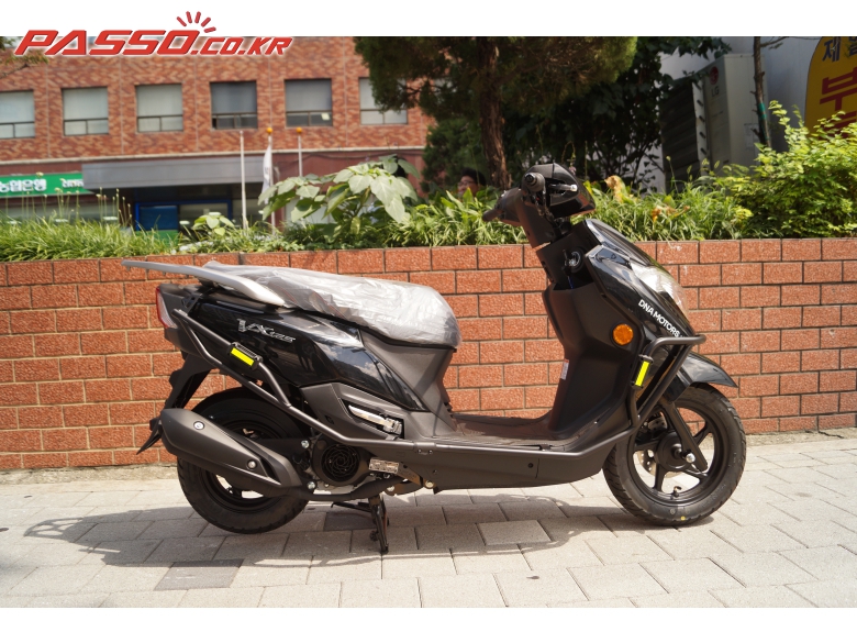 DNA Motors/Daelim VX 125