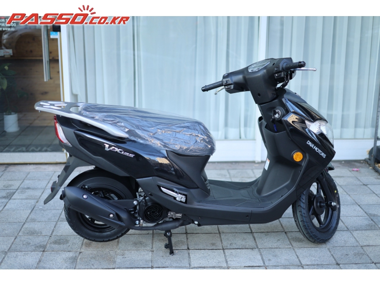 DNA Motors/Daelim VX 125