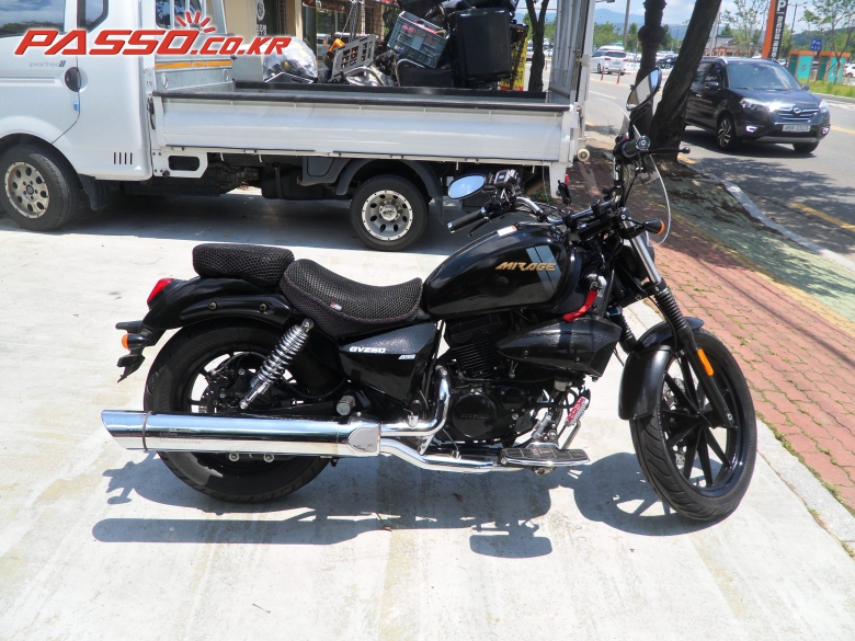 S&T/Hyosung 미라쥬 250 DR ABS