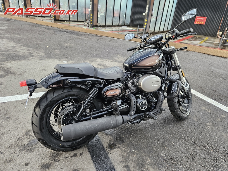 S&T/Hyosung 아퀼라 300
